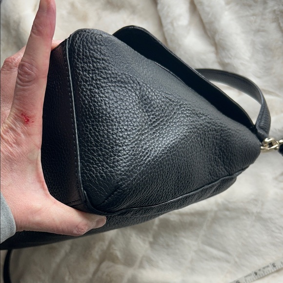 Kate Spade Black Pebbled Leather Bow Shoulder/ Crossbody Bag - Picture 7 of 14